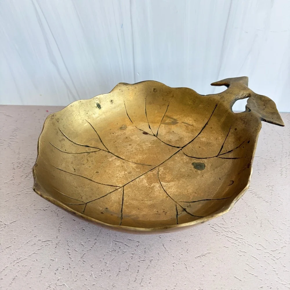 Unbranded solid brass